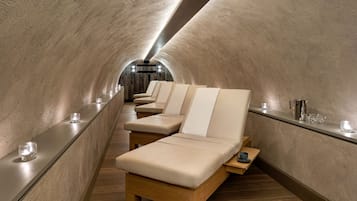 Sauna, hot tub, steam room, body treatments, deep-tissue massages