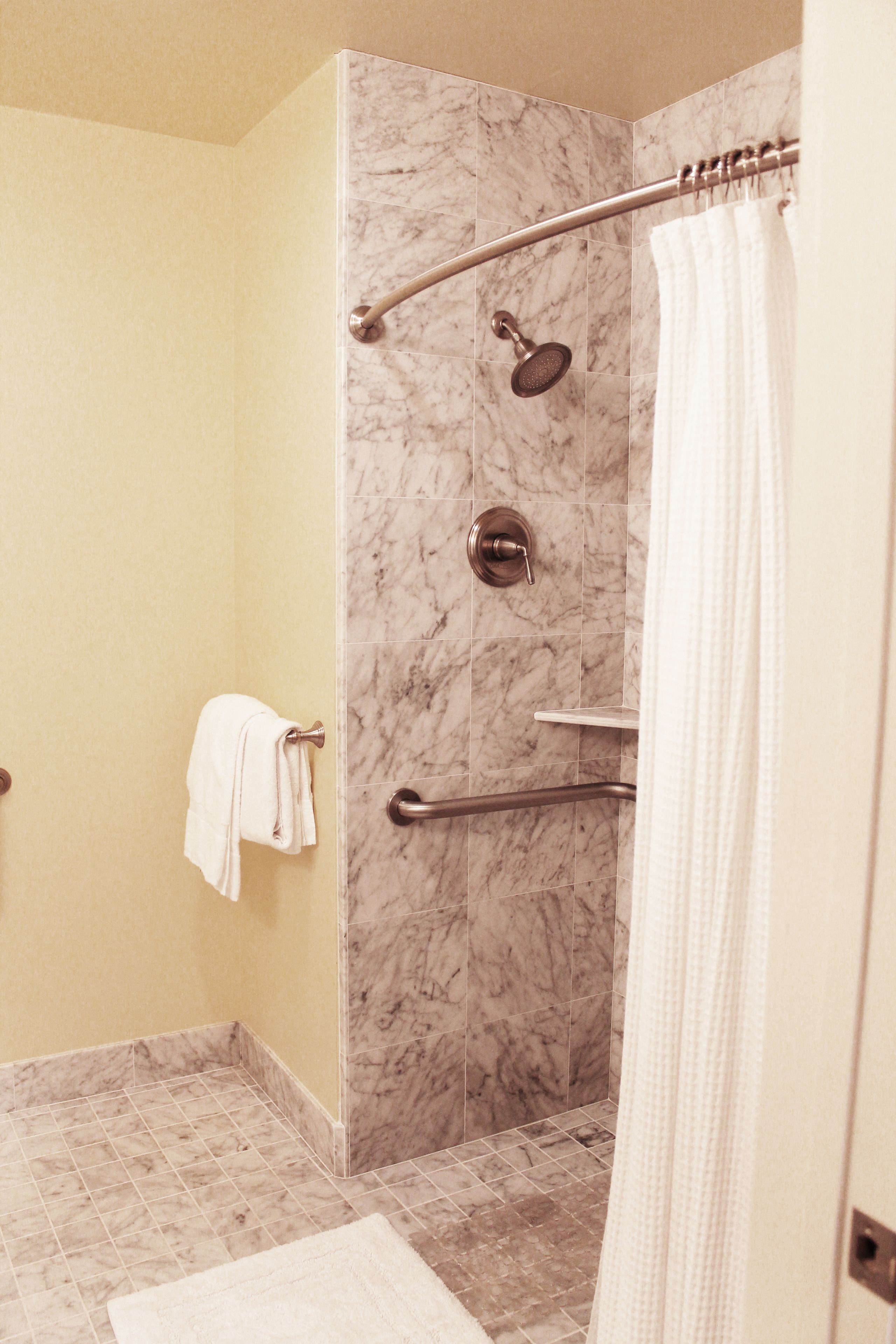 Douche de la salle de bain