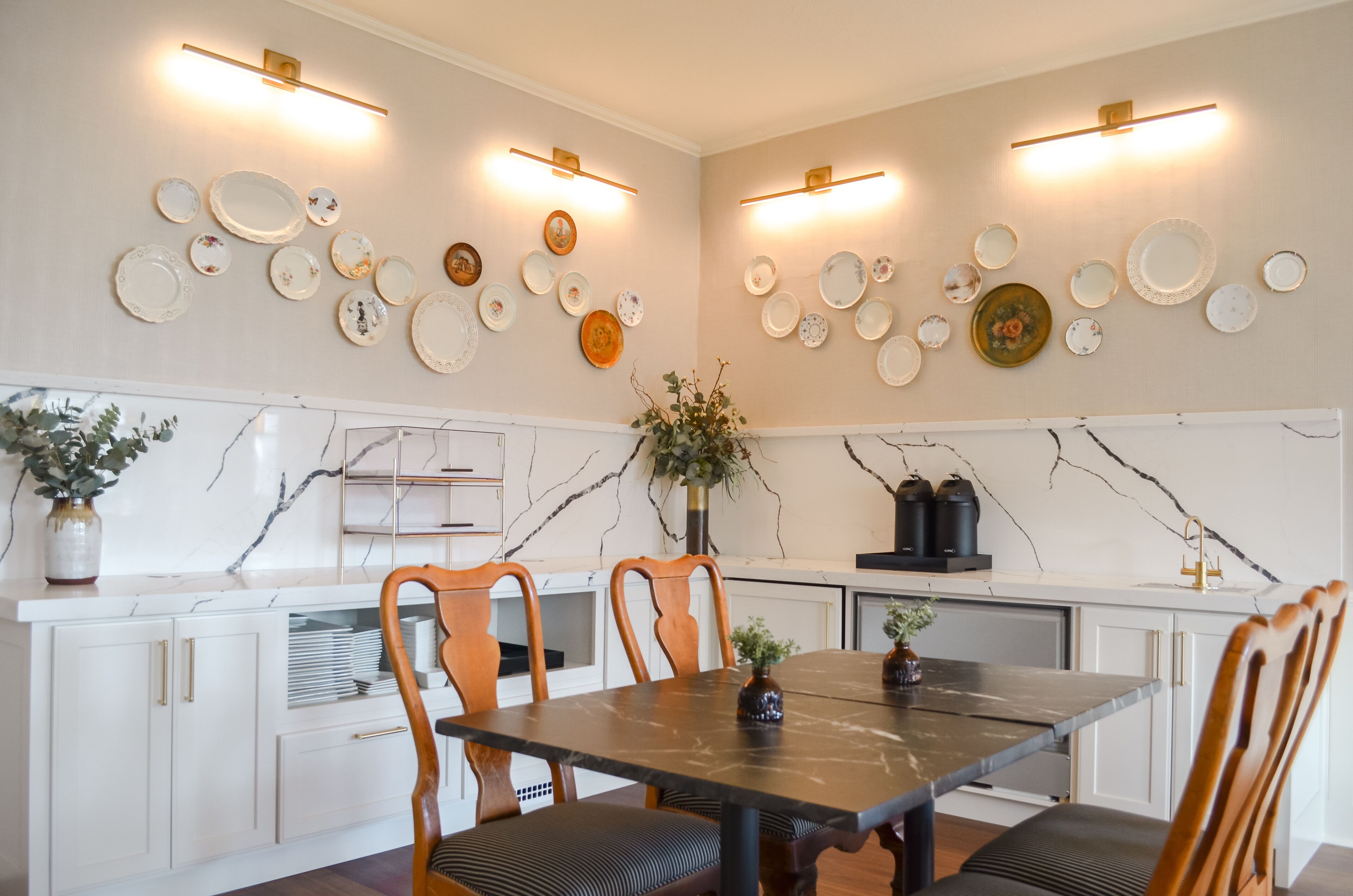 Sudah termasuk sarapan lengkap setiap hari