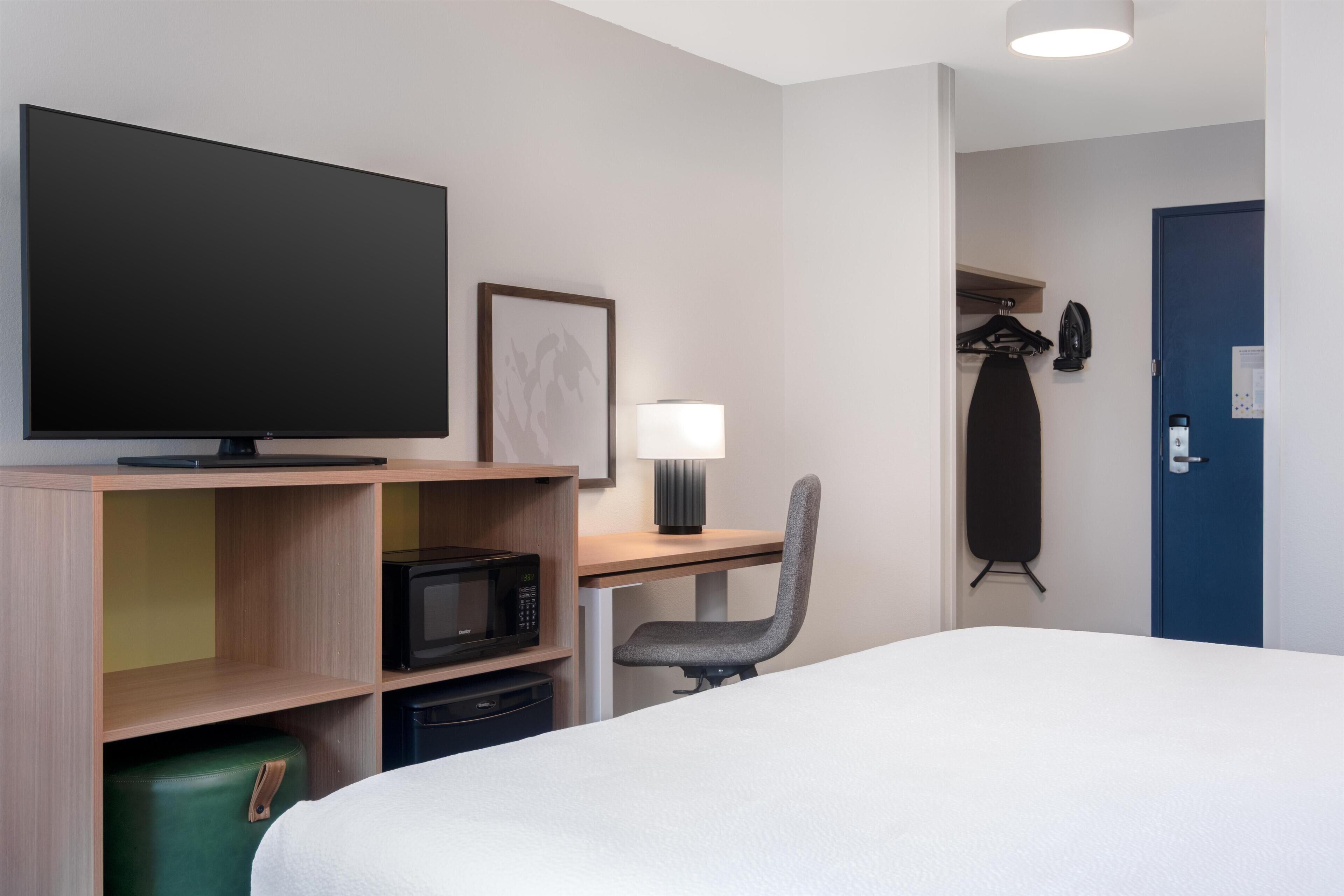 Desk, iron/ironing board, free WiFi, bed sheets