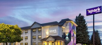 Spark by Hilton Springfield Eugene