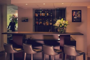 Bar (in der Unterkunft)
