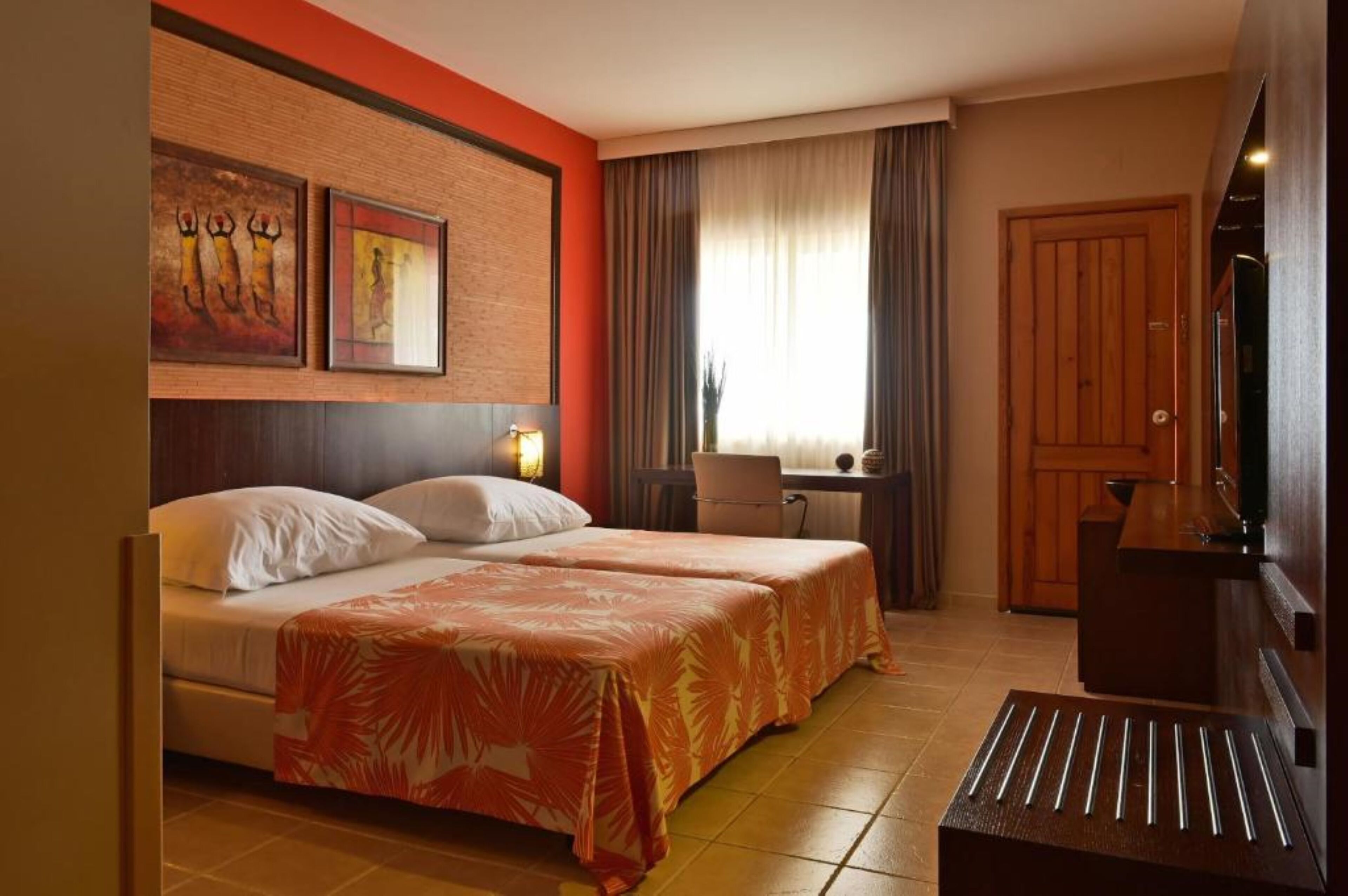 premium room | minibar, in-room safe, desk, blackout curtains