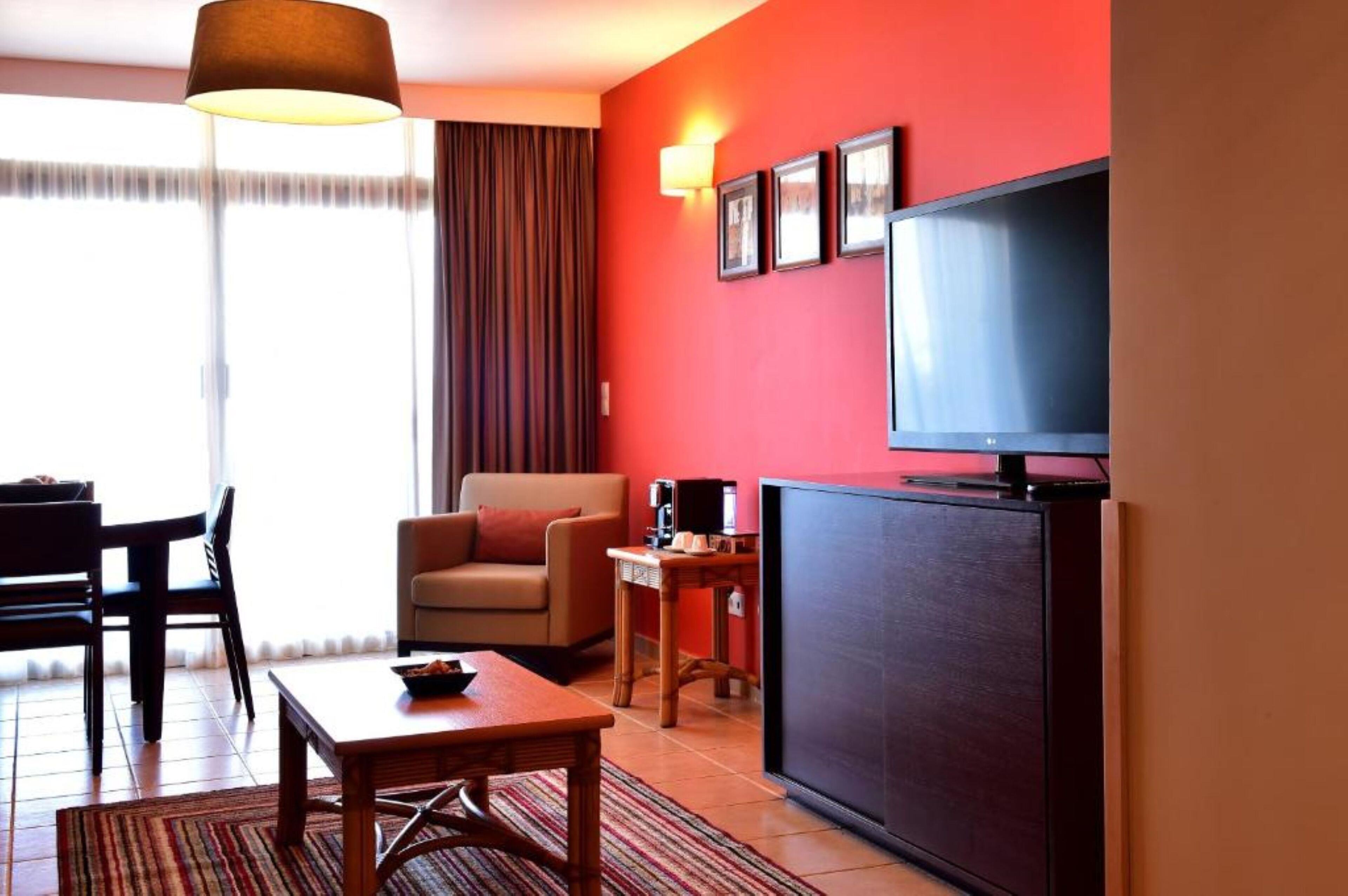 classic suite | living area | flat-screen tv