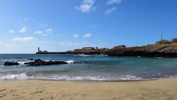 Pemandangan pantai/laut