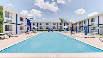 Alberca al aire libre