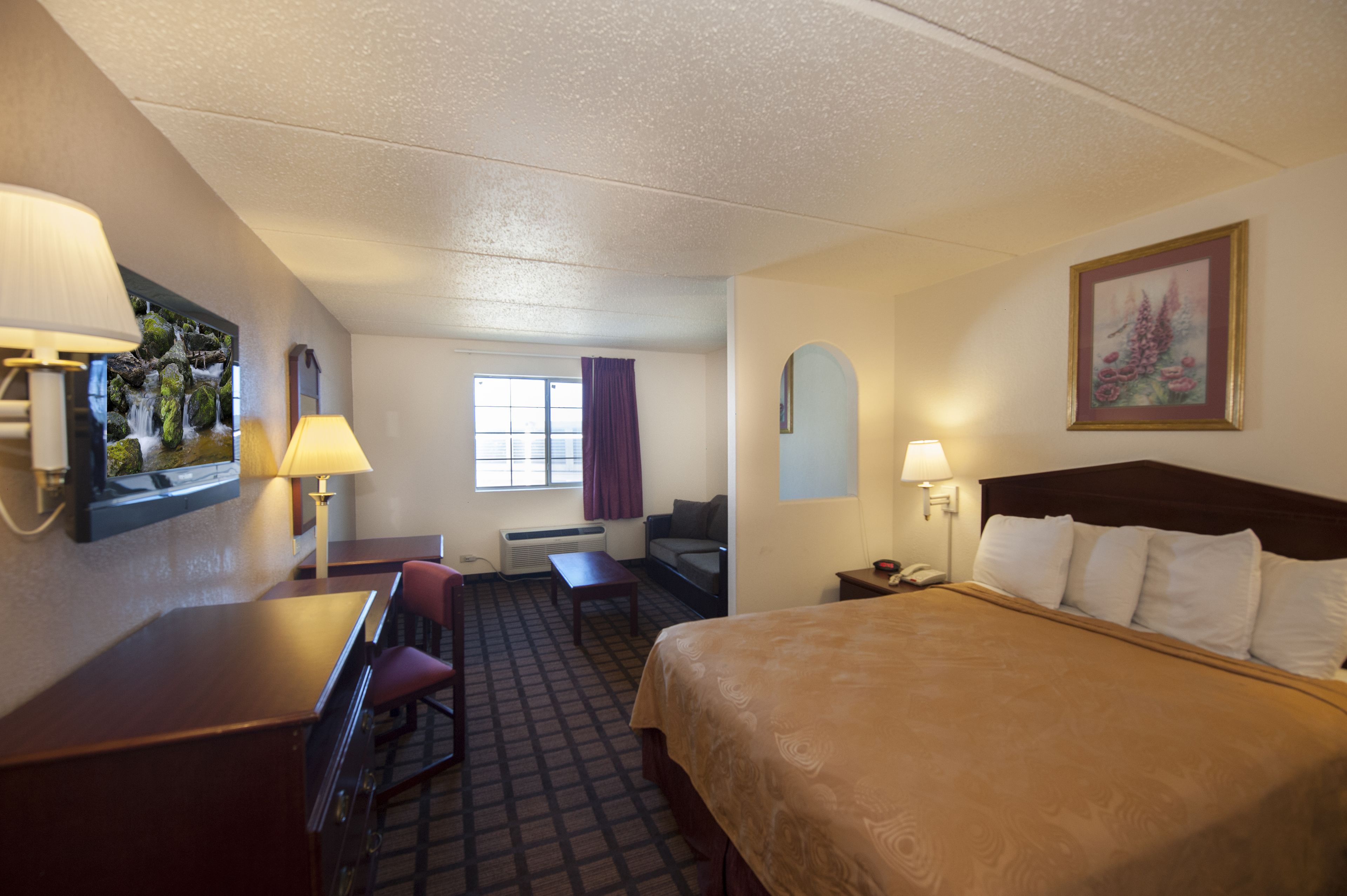 Photo - Days Inn & Suites by Wyndham Laredo