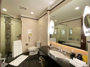 Bathroom - Days Hotel Changchun Zhuozhan (Changchun)
