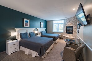 Classic Room, 2 Queen Beds, City View