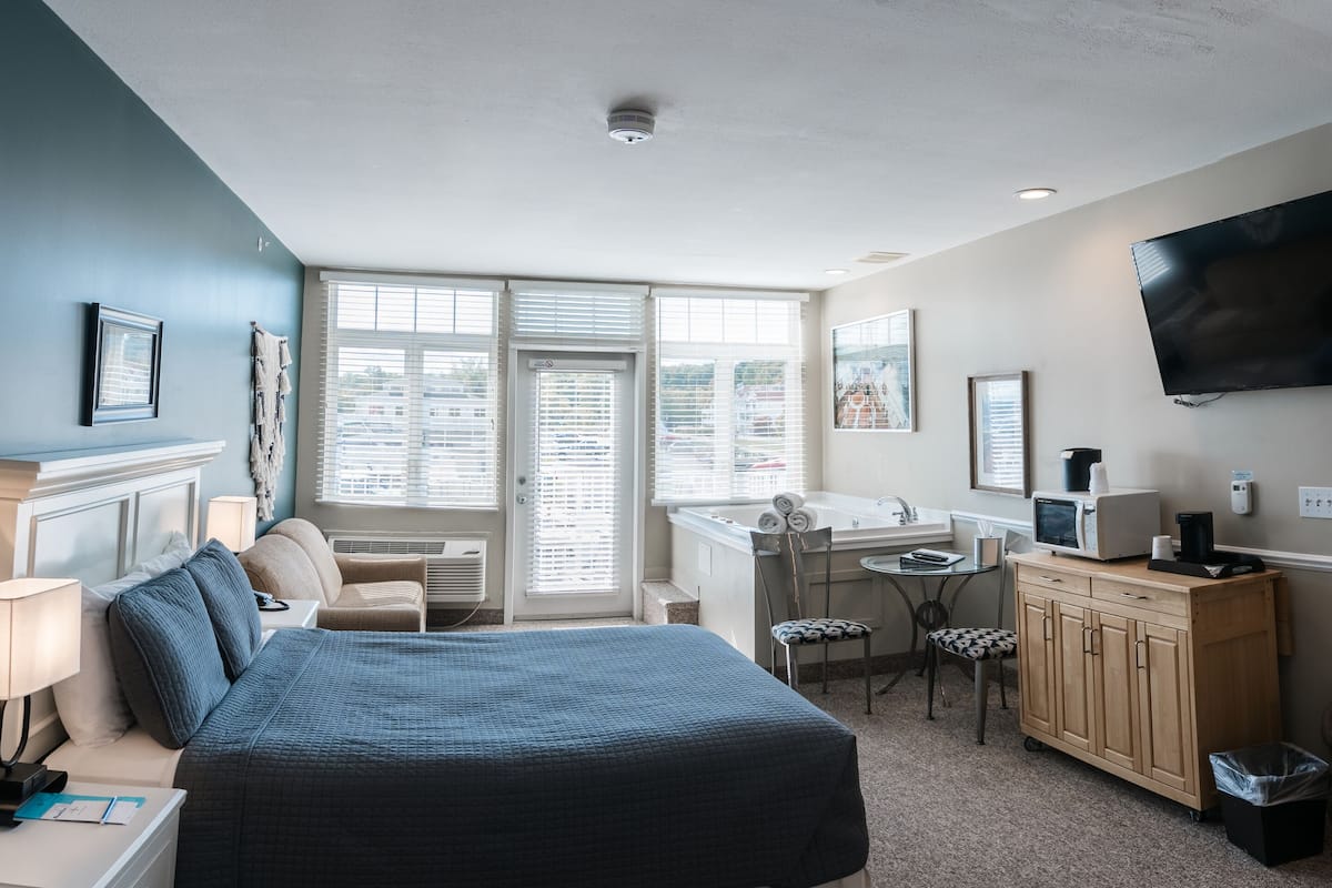 Habitación Deluxe, vista al lago | Sábanas de algodón egipcio y ropa de cama de alta calidad