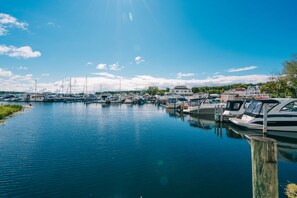 Quang cảnh nhìn từ nơi lưu trú