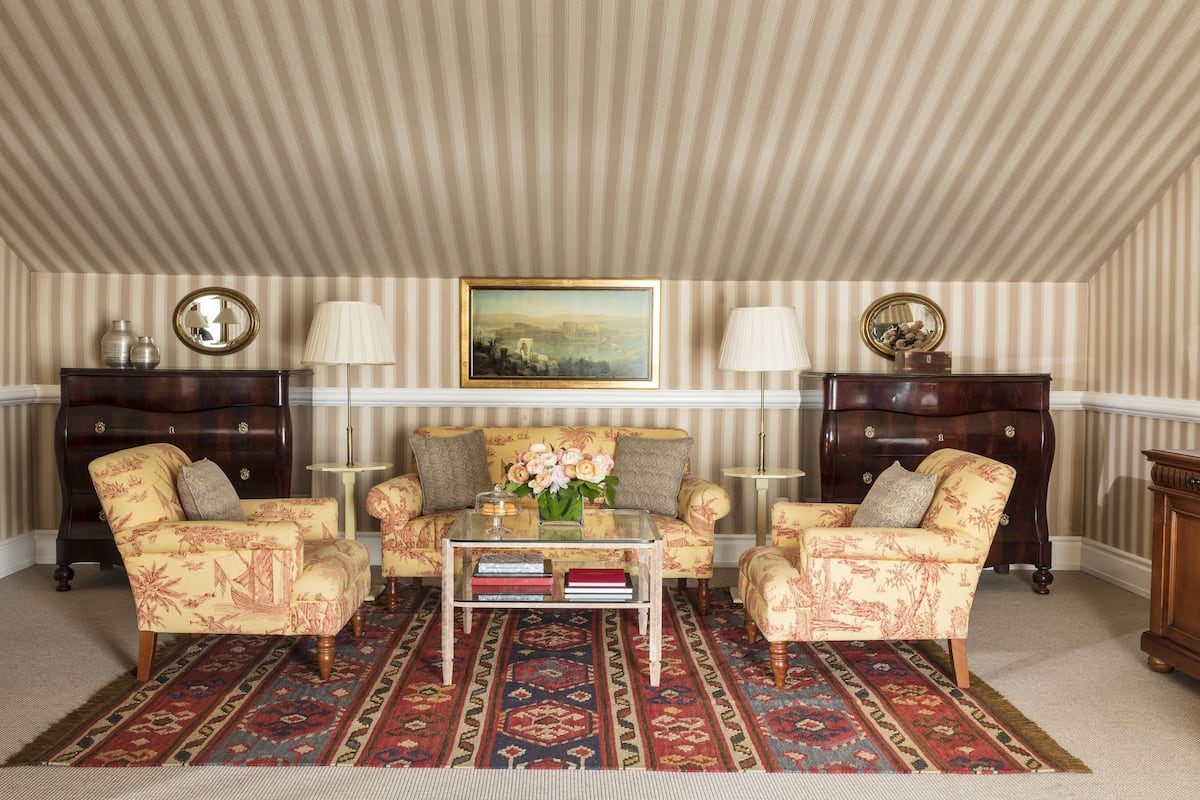 Suite (Atic Suite) | 1 bedroom, hypo-allergenic bedding, minibar, in-room safe