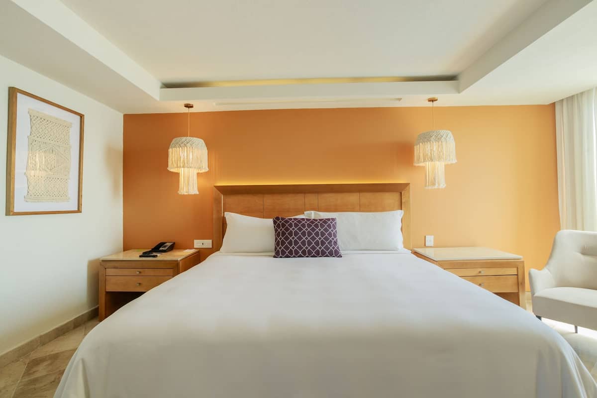 Deluxe Superior King Ocean View | Hochwertige Bettwaren, Zimmersafe, Schreibtisch, Verdunkelungsvorhänge