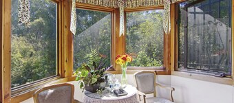 Babbling Brook Inn