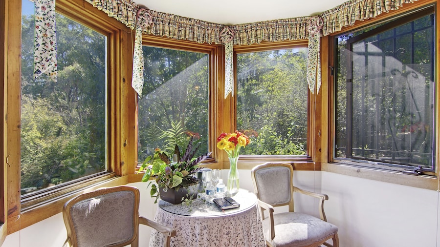 Babbling Brook Inn