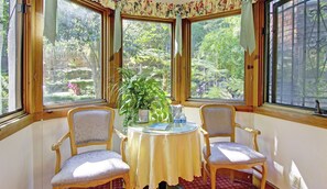 1 slaapkamer, hypoallergeen beddengoed, pillowtop-bedden