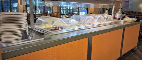 Daily full breakfast (USD 14.95 per person)