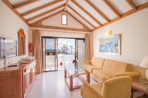 Superior Apartment, 1 Bedroom, Beach View | Beach/ocean view - Sands Beach Resort (Teguise)