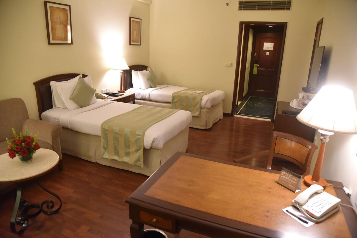 minibar, in-room safe, desk, iron/ironing board