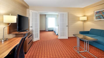 Executive Suite, 1 Bedroom | Pool