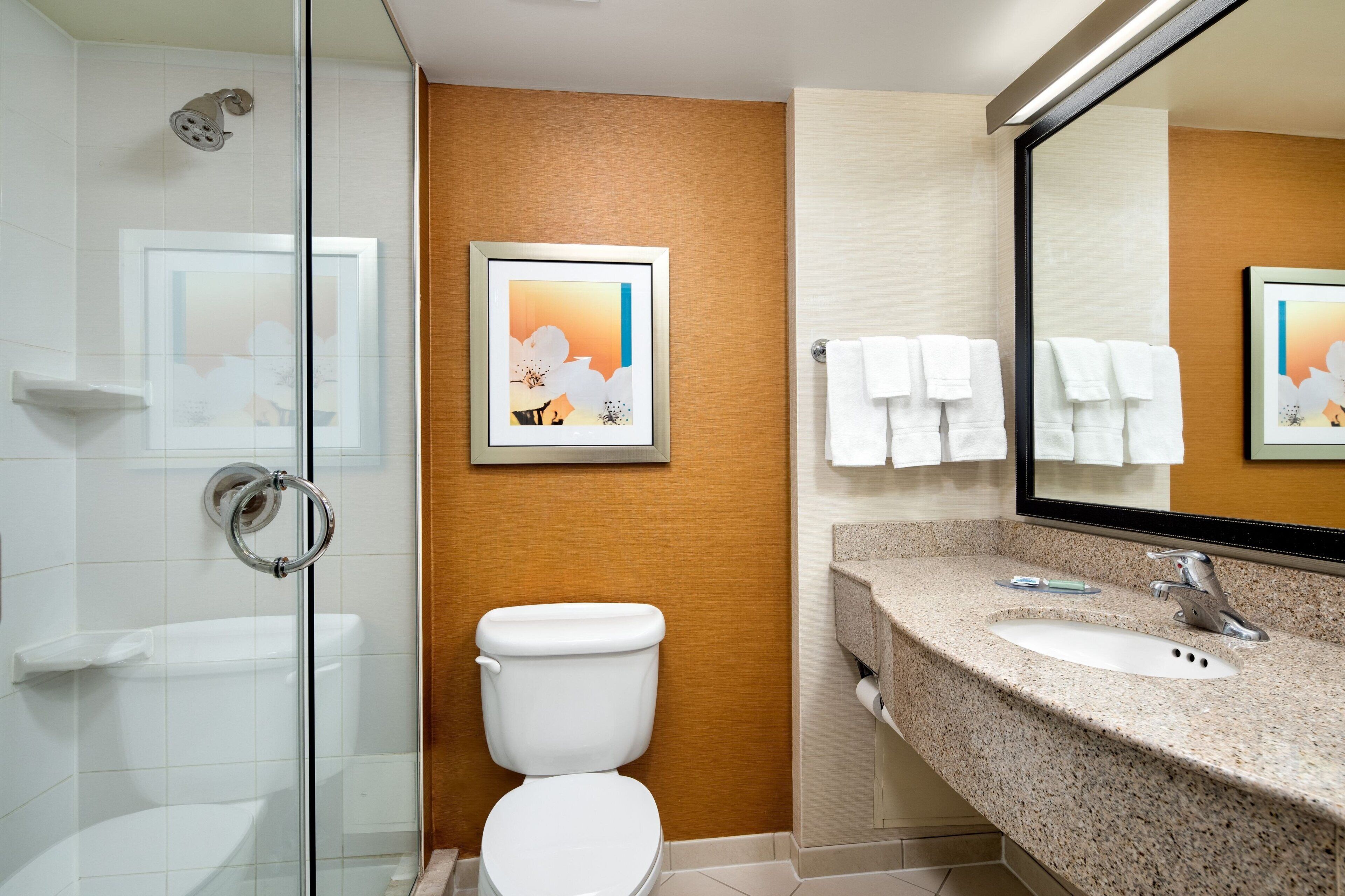 Photo - Fairfield Inn & Suites by Marriott Toronto Airport