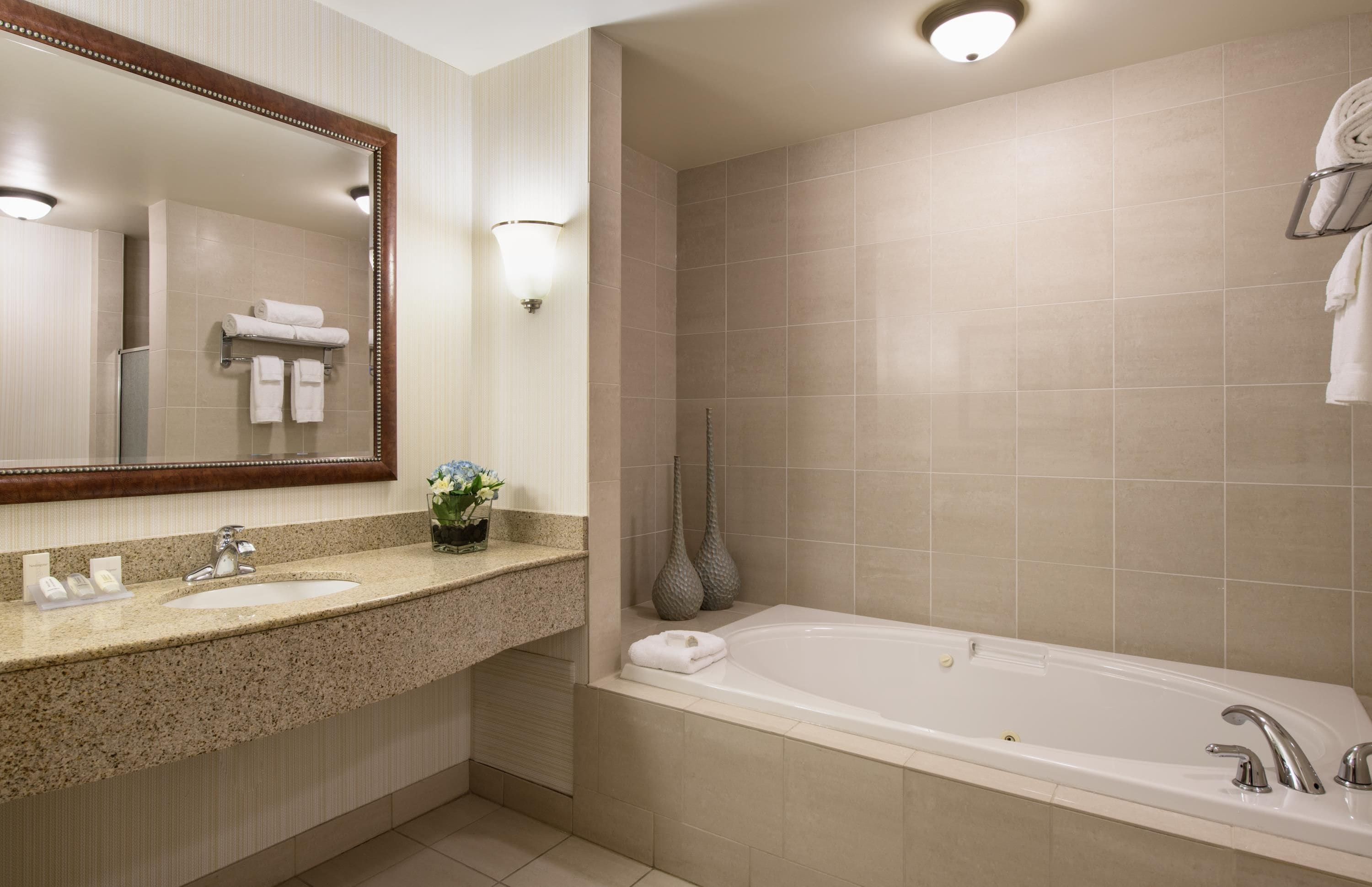 Photo - Hilton Garden Inn West Edmonton