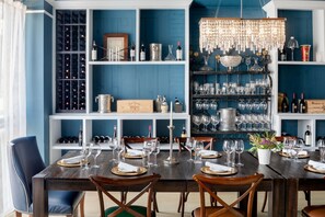 Tasting room - Courtyard by Marriott Stamford Downtown (Stamford)