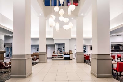 Hilton Garden Inn Bakersfield