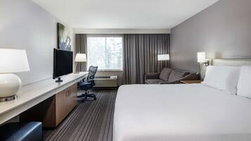 Standard King | Premium bedding, desk, laptop workspace, blackout drapes