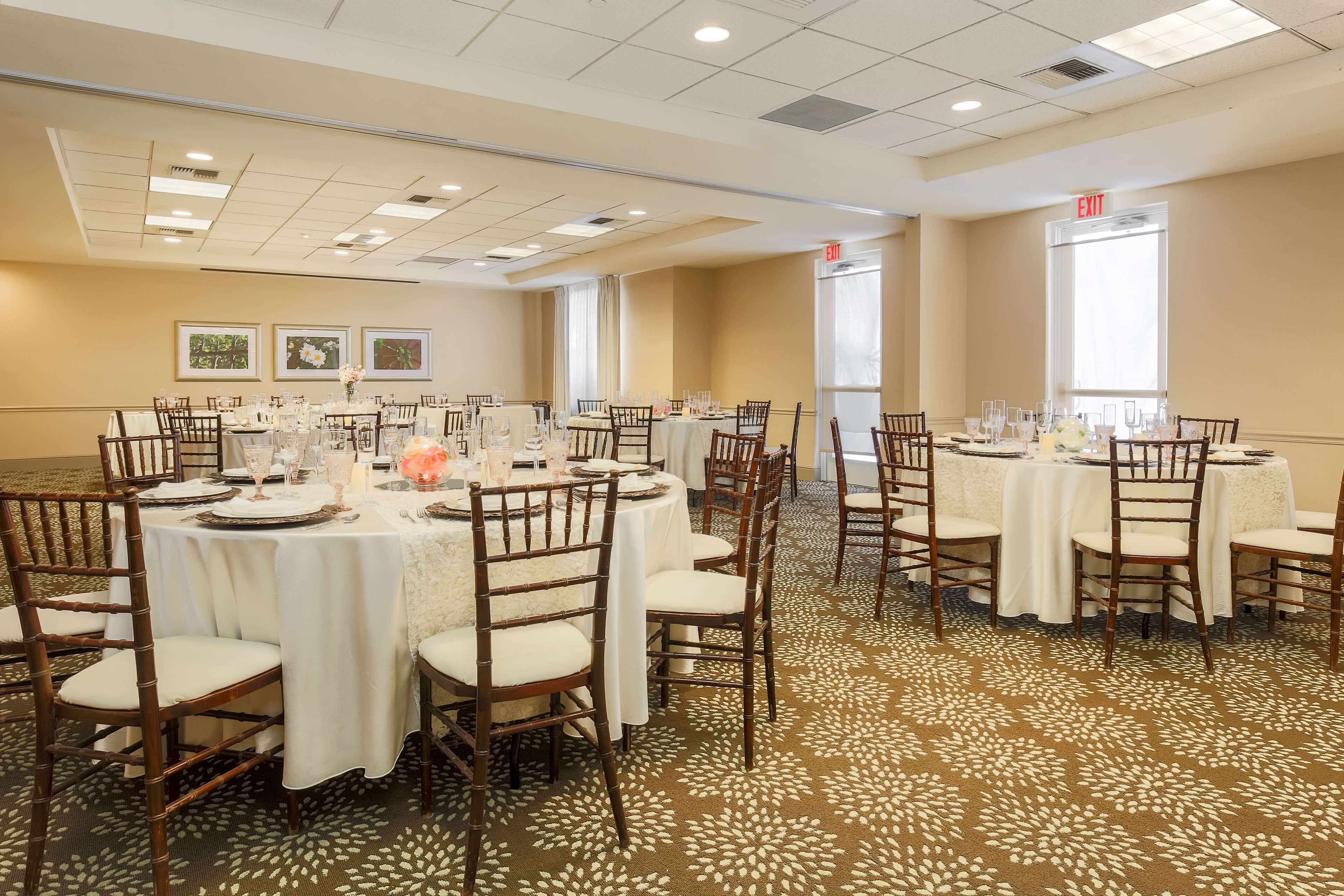 Foto - Hilton Garden Inn Bakersfield