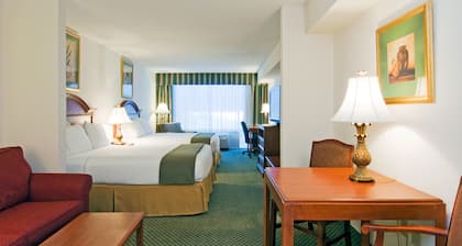 Holiday Inn Express Hotel & Suites Emporia by IHG