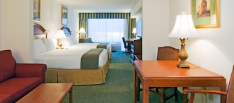 Holiday Inn Express Hotel & Suites Emporia by IHG