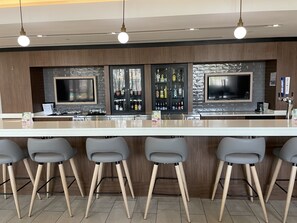Bar (in der Unterkunft)