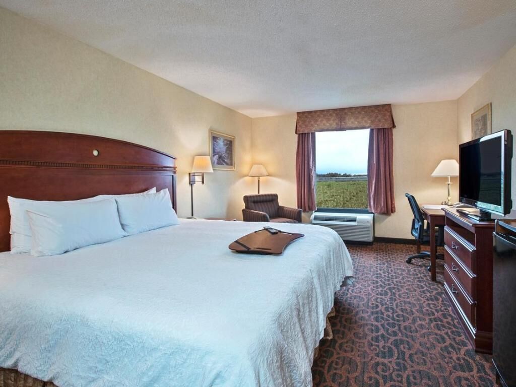 In-room safe, iron/ironing board, free WiFi, bed sheets