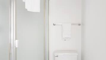 Kostenlose Toilettenartikel, HandtĂŒcher