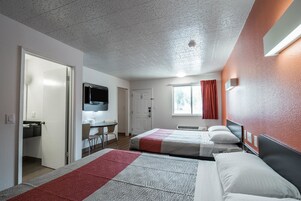 Wifi gratis, ropa de cama y despertador 