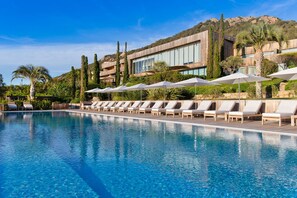 Outdoor pool, pool umbrellas, pool loungers