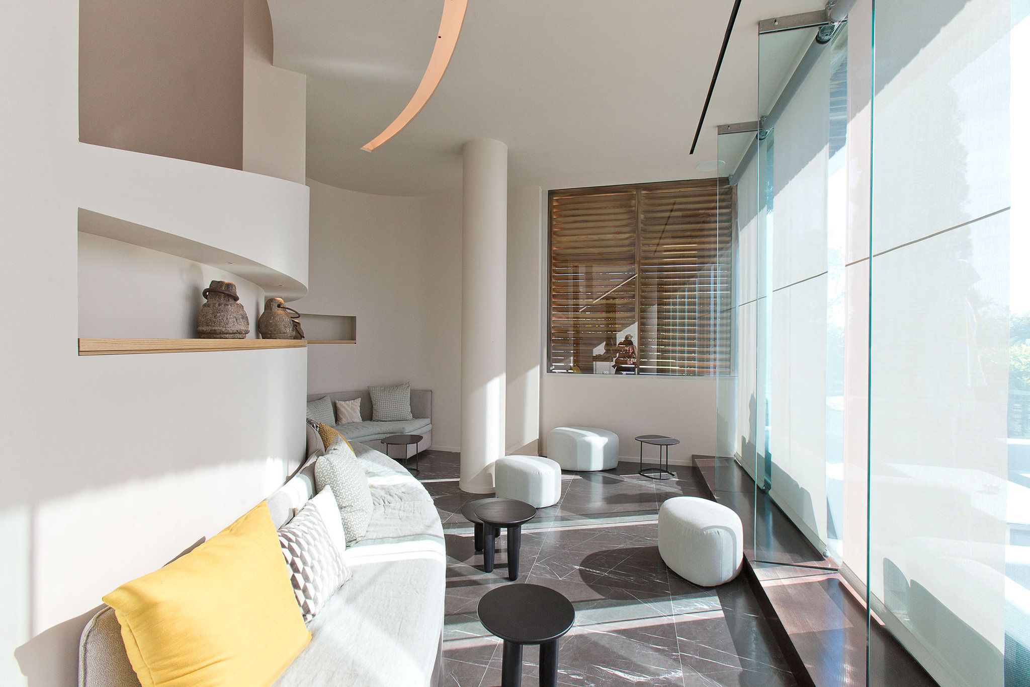 2 restaurants, lunch, dinner served; mediterranean cuisine