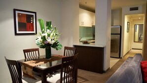 Room - Coppin Apartments on Little Bourke (Melbourne)