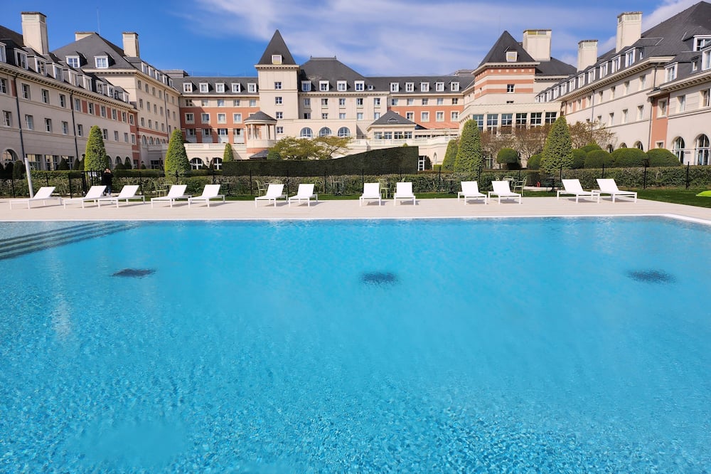 Dream Castle Hotel