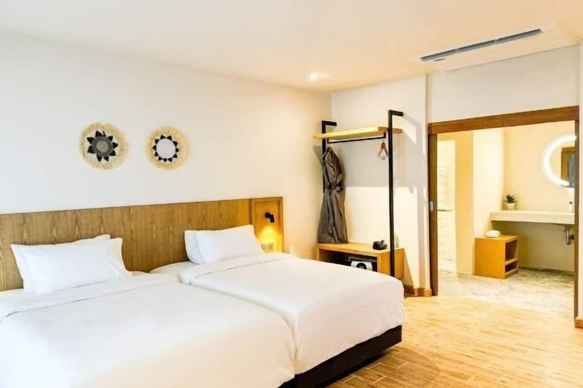 1 bedroom, minibar, in-room safe, blackout drapes