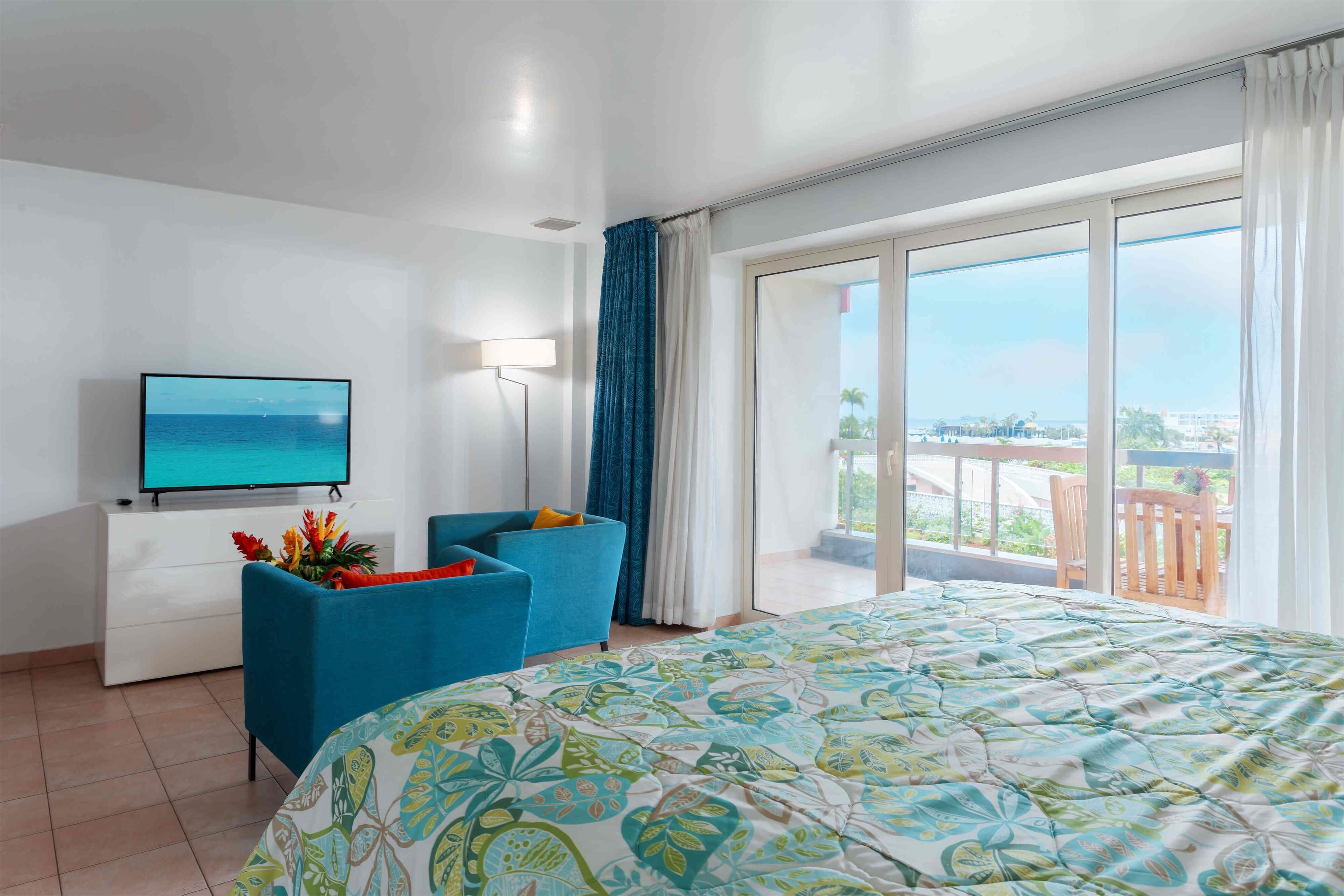 开间, 1 间卧室, 阳台, 海洋景观 | 防过敏的被褥、客房内保险箱、办公桌、遮光窗帘