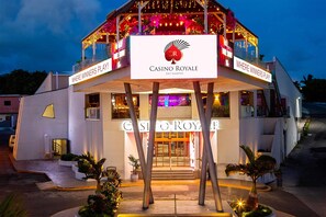 Casino - Royal Islander Resort La Terrasse (Lowlands)