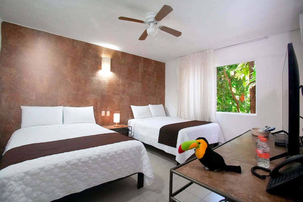 In-room safe, blackout curtains, free WiFi, bed sheets