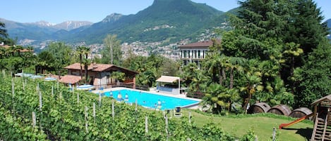 Piscina stagionale all'aperto