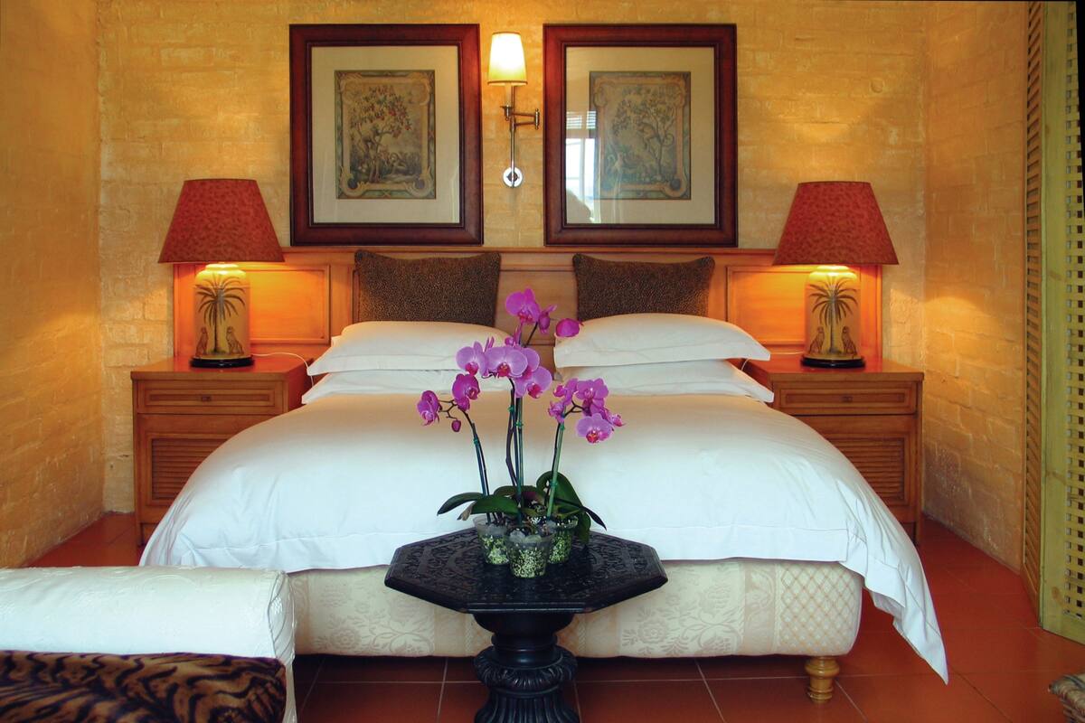 Safari Suite  | Premium bedding, down comforters, Tempur-Pedic beds, minibar