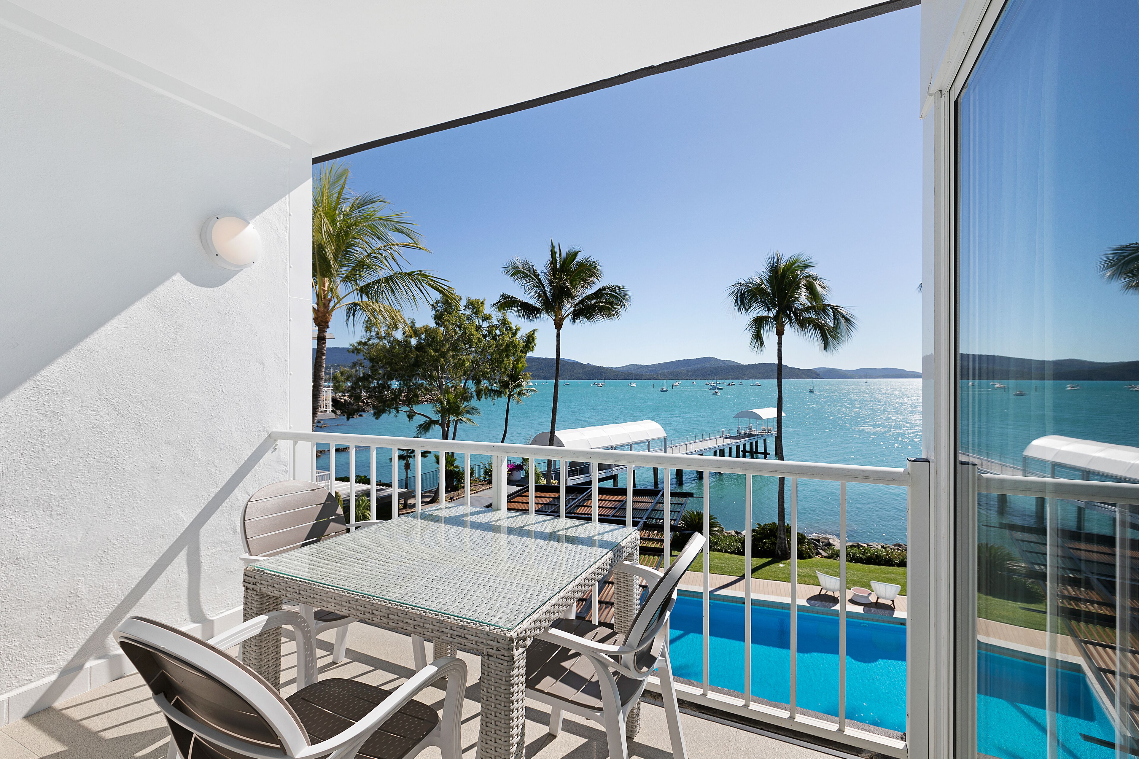 Ocean Twin Queen Room | Blick vom Balkon