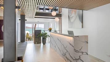Concierge desk