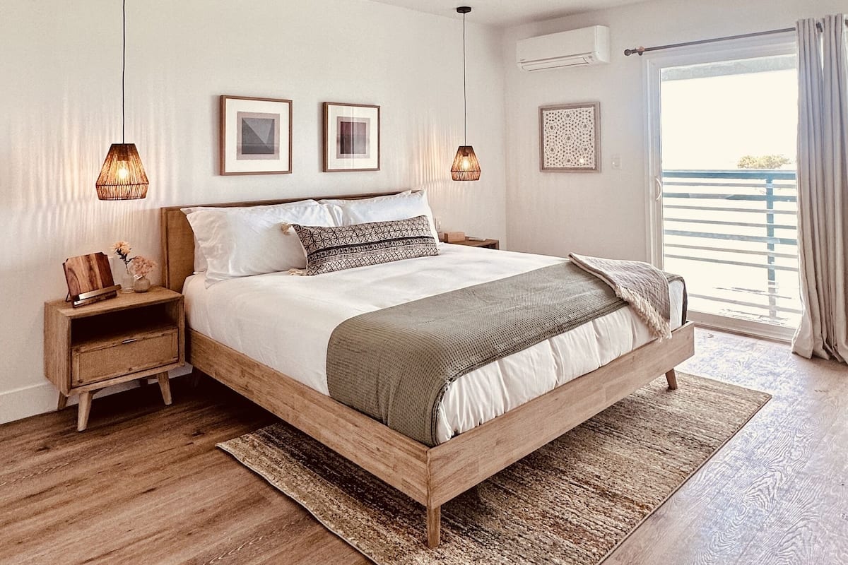 premium room, 1 king bed, non smoking, ocean view (non-pet friendly) | iron/ironing board, free wifi, bed sheets