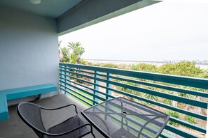 Ocean View with Two Queen Beds - Non-Pet Friendly | Iron/ironing board, free WiFi, bed sheets - Ocean Villa Inn (San Diego)